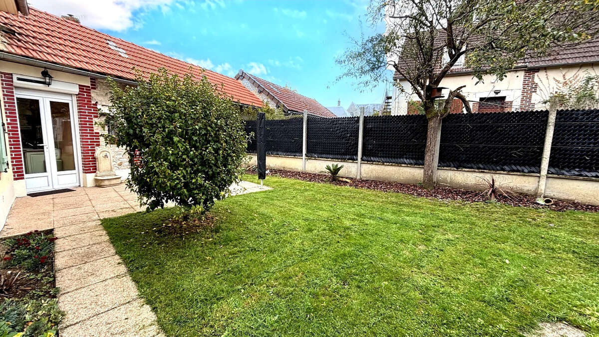 Maison à LE GAULT-SAINT-DENIS