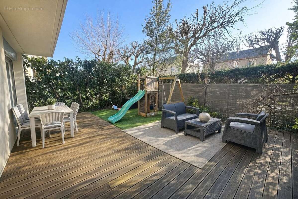 Appartement à SAINT-MAUR-DES-FOSSES
