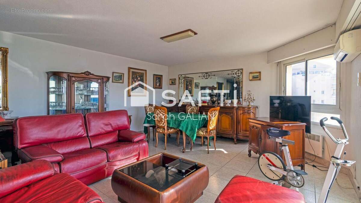 Photo 3 - Appartement à FREJUS