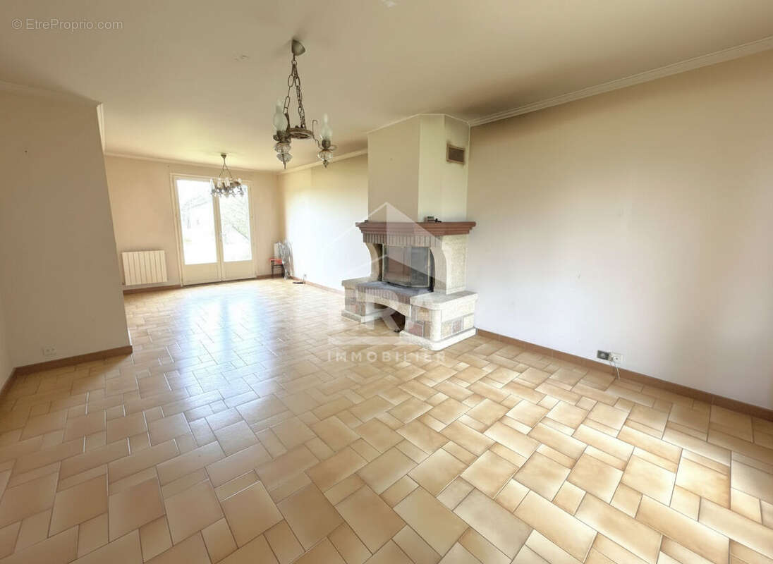 Maison à BREAU