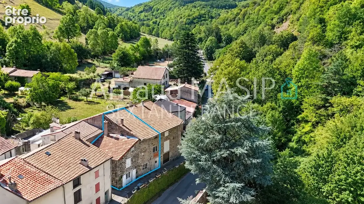 Maison en pierres avec atelier dans village tranquil prise - photo 2