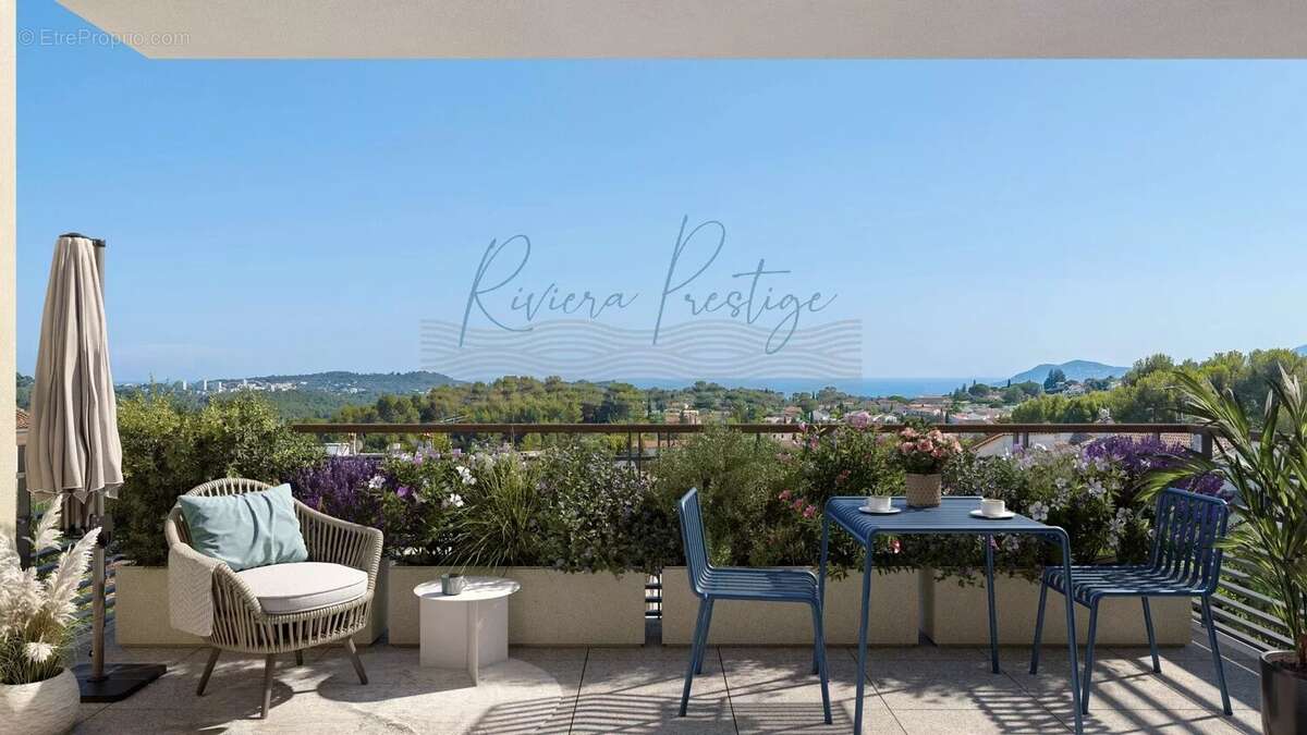 Appartement à LA ROQUETTE-SUR-SIAGNE