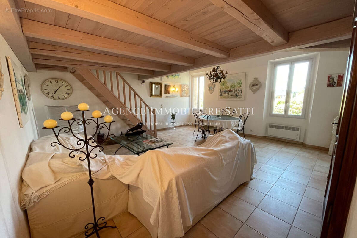 Appartement à SAINT-TROPEZ