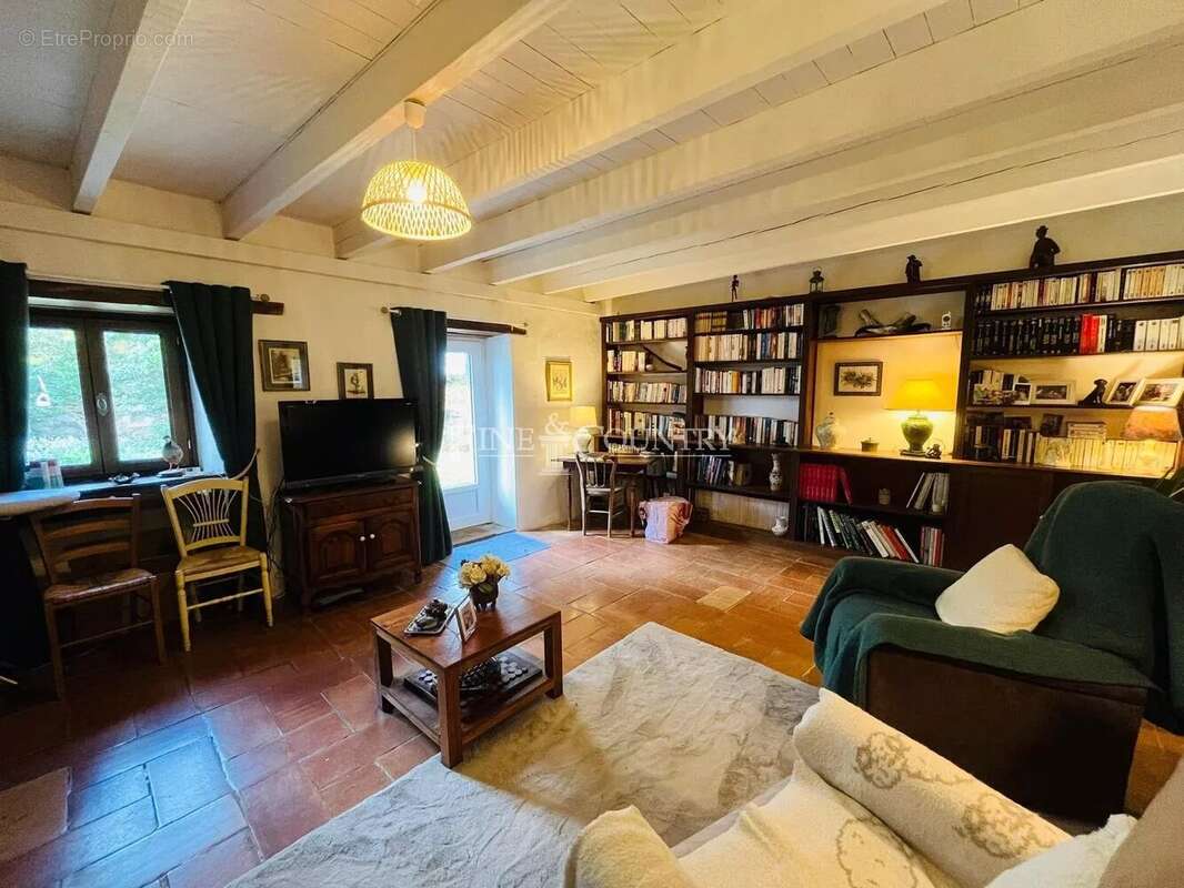 Maison à MAZEROLLES