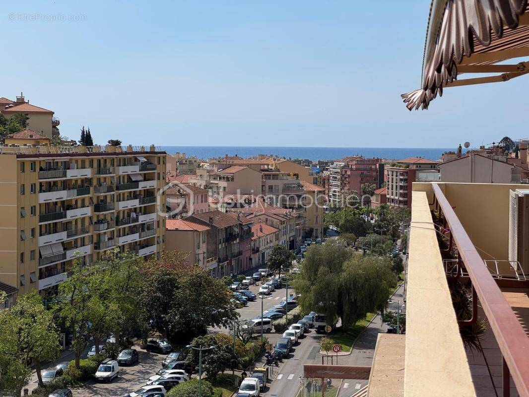 Appartement à MENTON