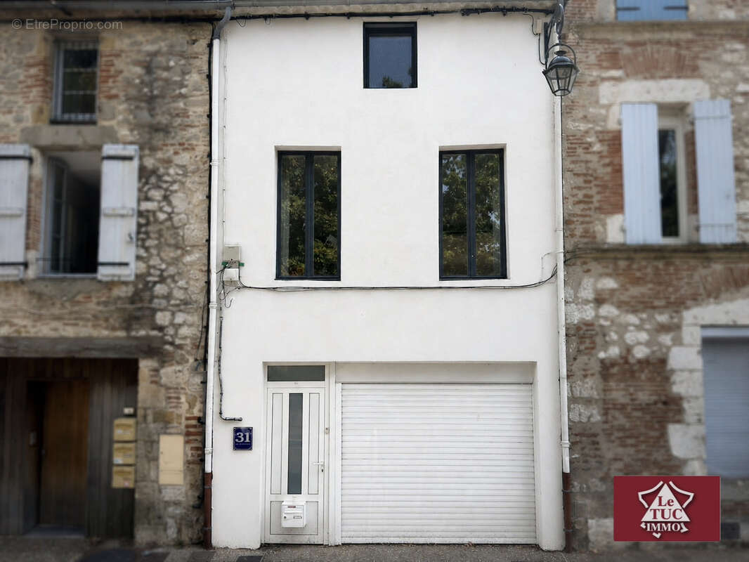 Maison de ville avec terrasses, garage et jacuzzi - photo 16