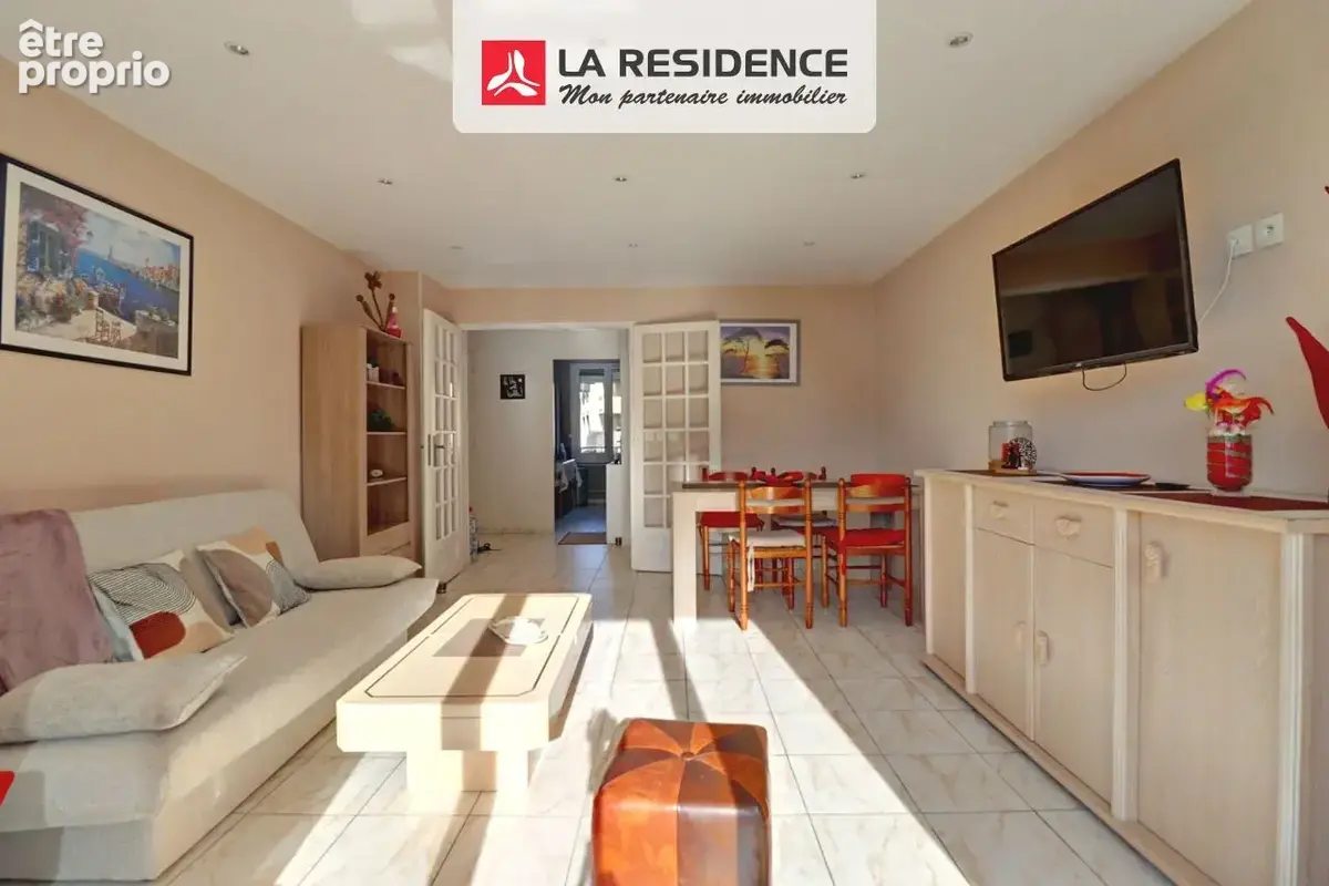 Appartement 3 pièces 64 m² à vendre à Frejus (83600) - photo 2