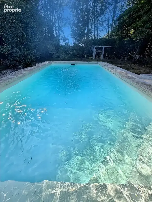 Maison familiale avec piscine dans un écrin de verdure - photo 6