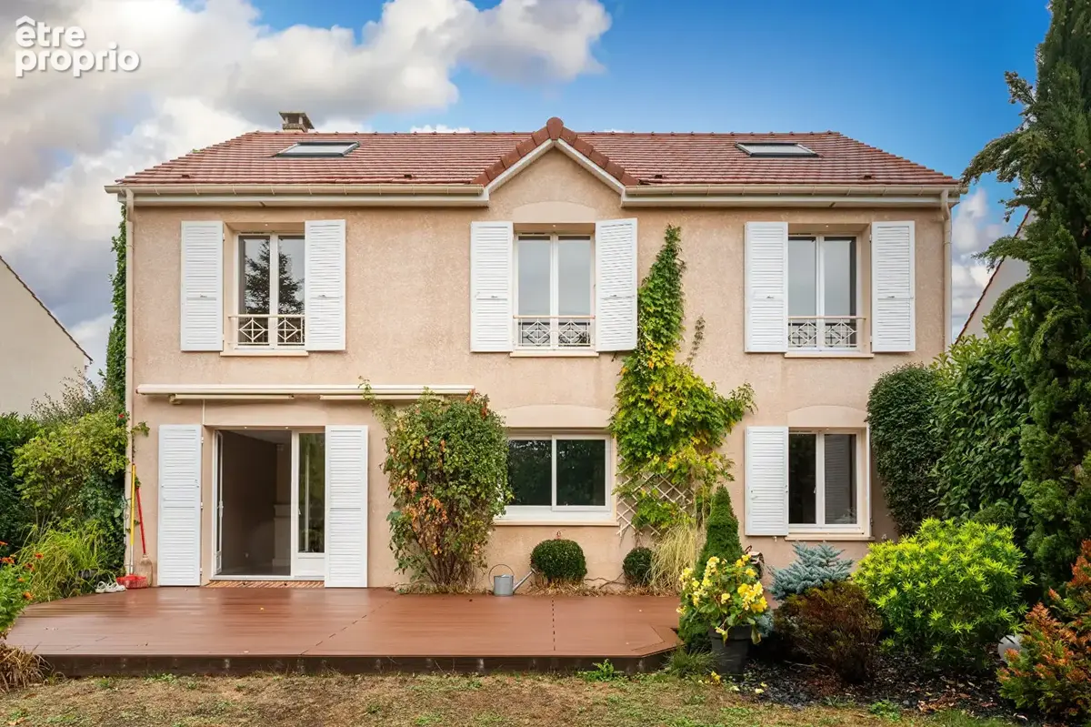 Maison à MENNECY