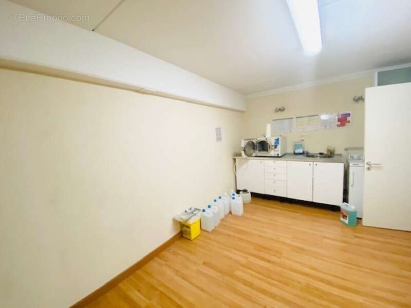 Commerce à COLOMIERS