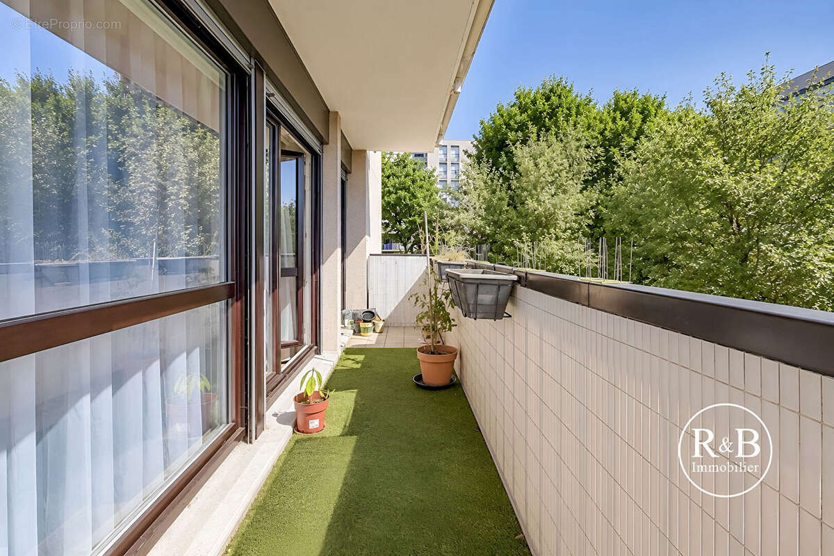 Appartement Les Clayes Sous Bois 4 pièce(s) 74 m2 - photo 2