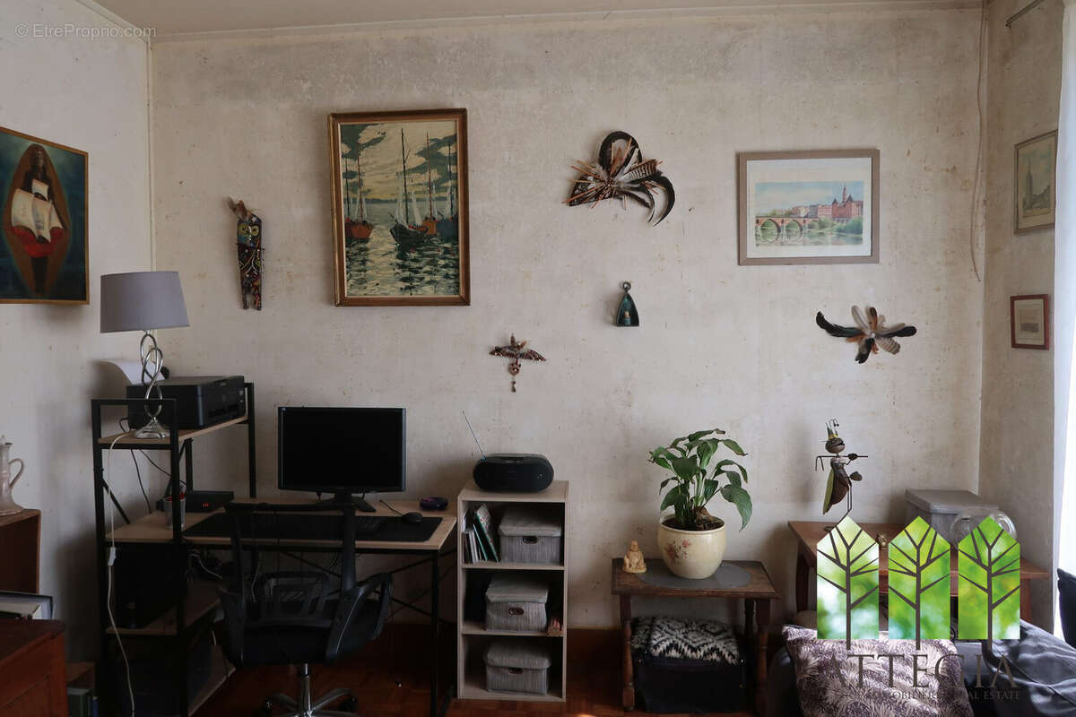 Maison 85 m² à Chambon-Sainte-Croix  - photo 7