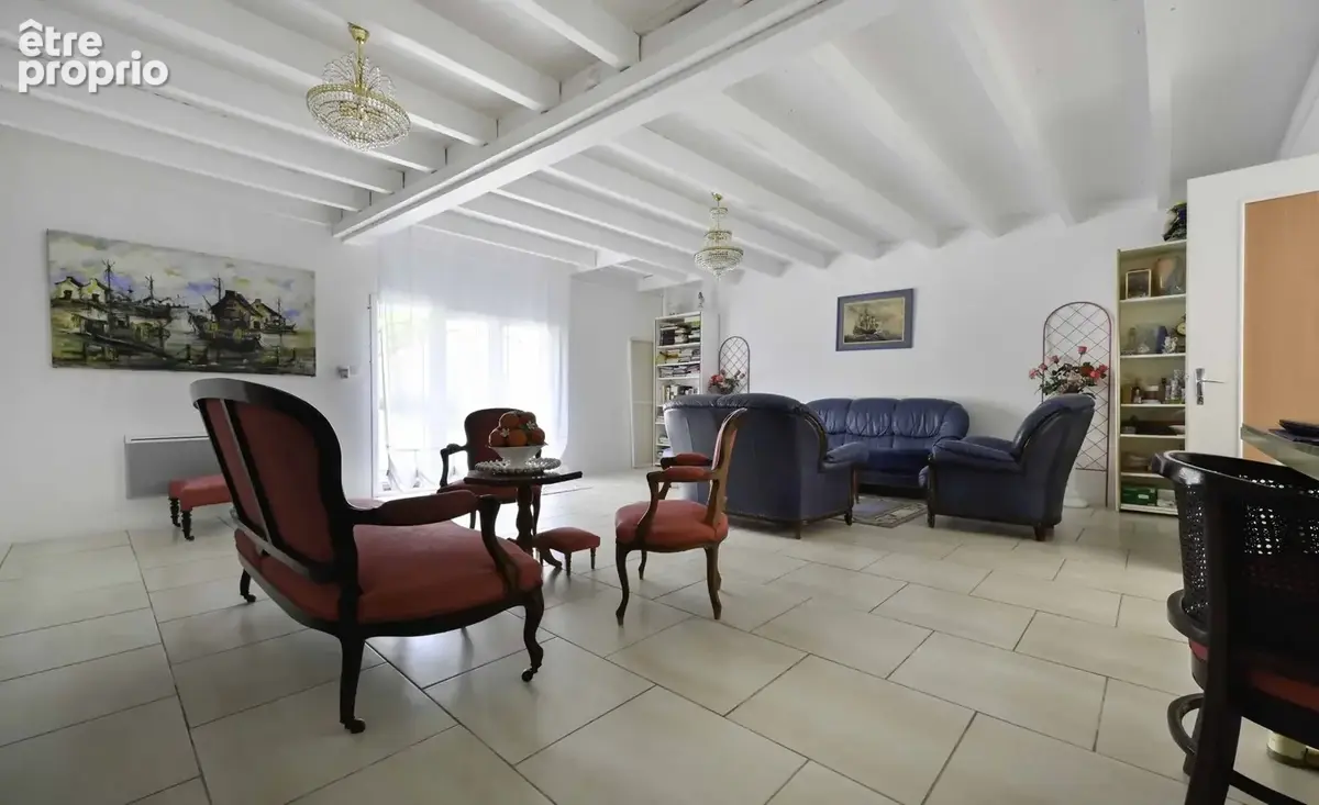 Maison 7 pièces 185 m² à vendre à Courcelles (17400) - photo 4