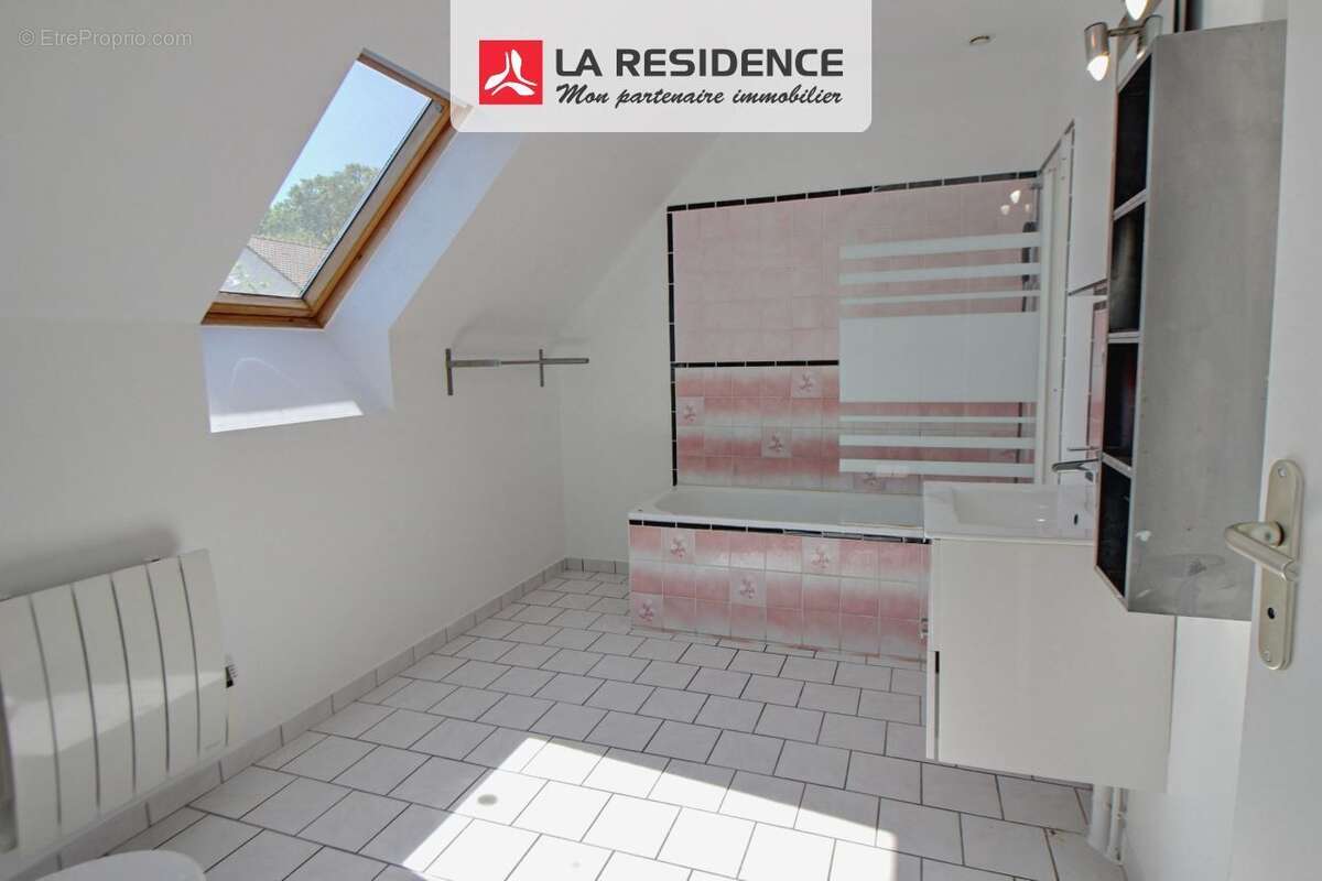 Maison à ROSNY-SUR-SEINE