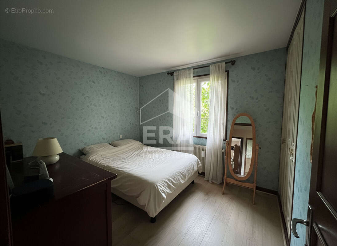 Maison à VERCEL-VILLEDIEU-LE-CAMP