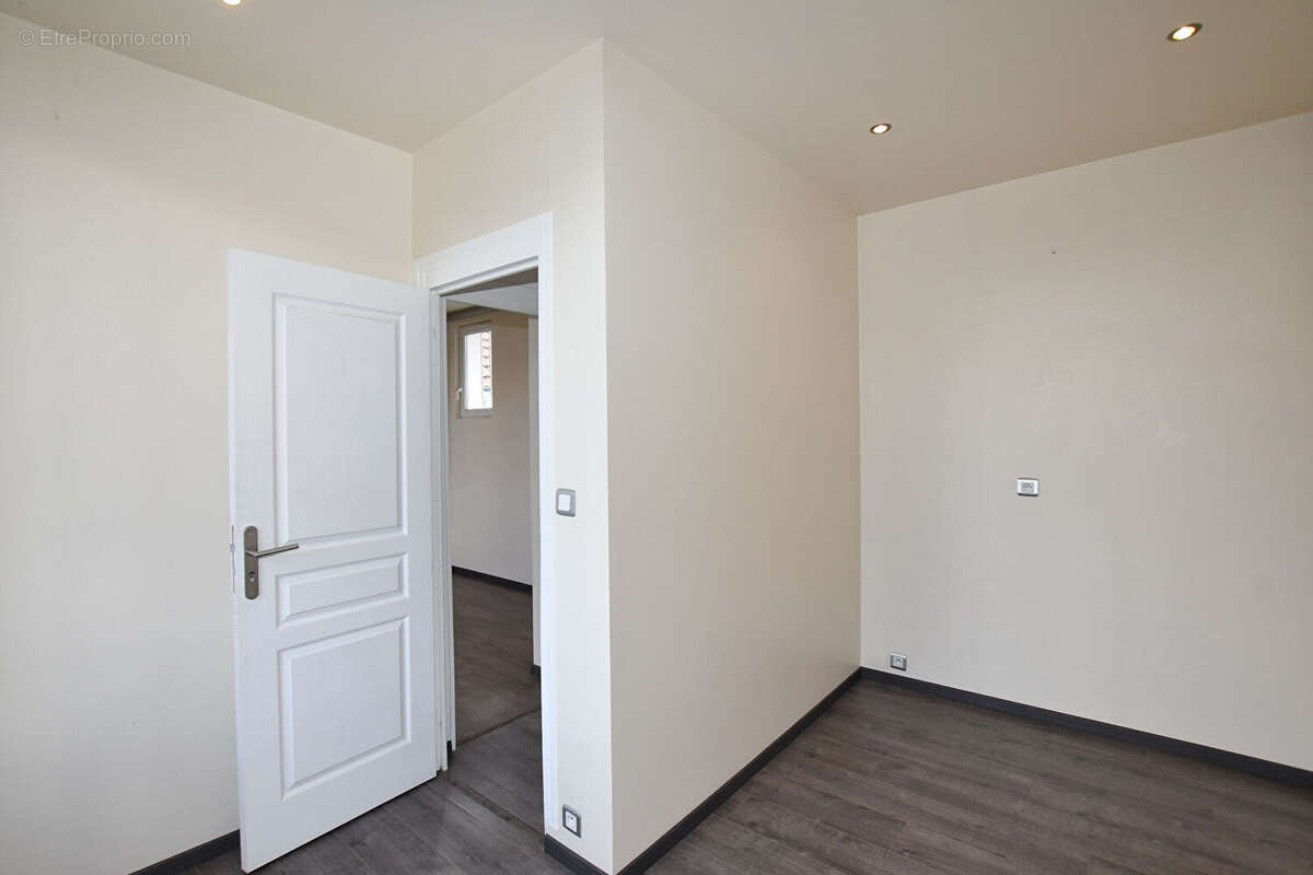 Appartement à BOIS-D'ARCY