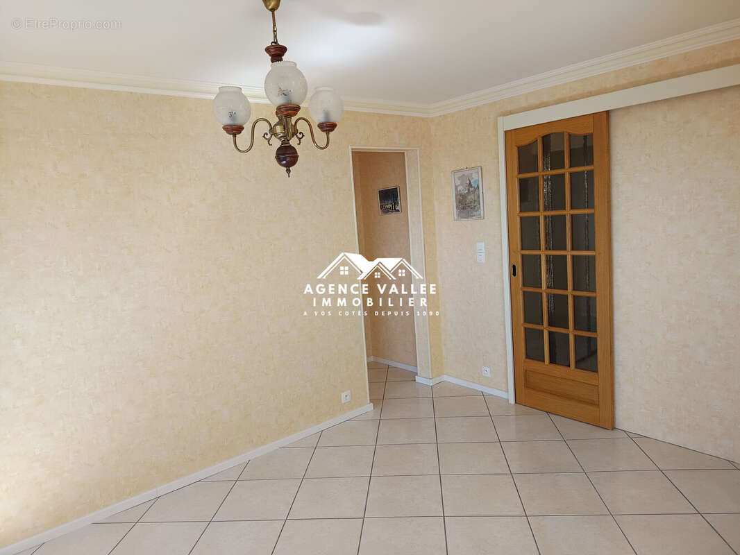 Appartement à CORBEIL-ESSONNES