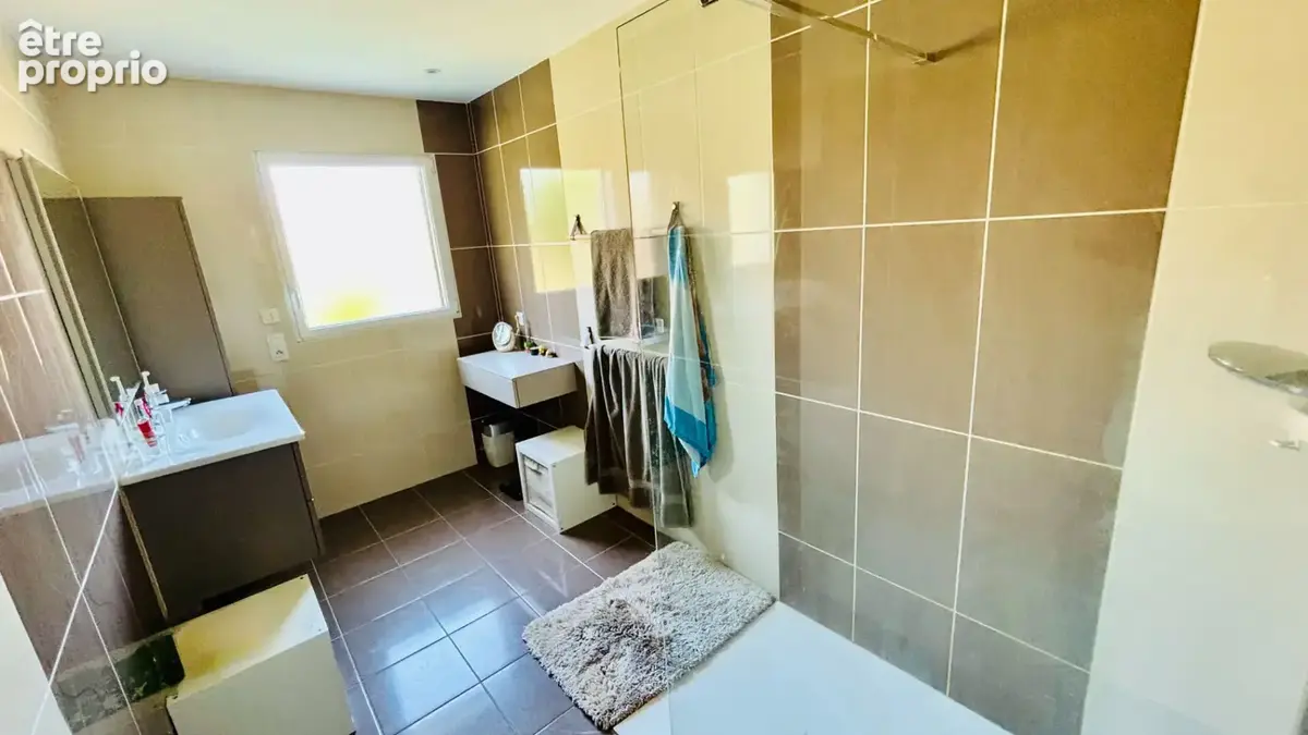 Maison familiale avec vie de plain-pied - Saint-Lyphard Centre - photo 11