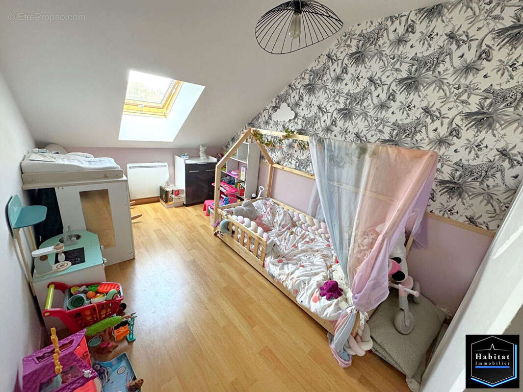 Appartement à NANTEUIL-LE-HAUDOUIN