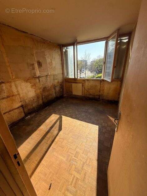 Appartement à LE PLESSIS-TREVISE