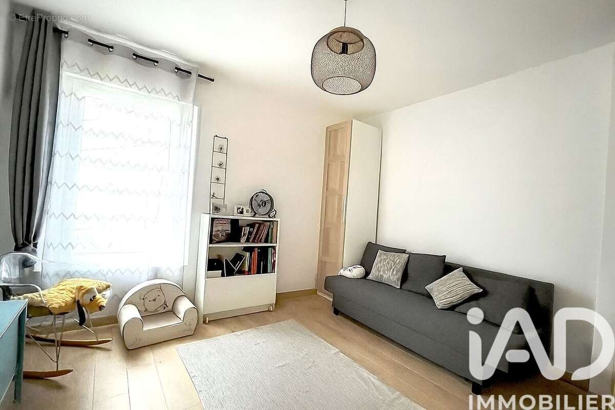 Photo 8 - Maison à VILLIERS-SUR-MORIN