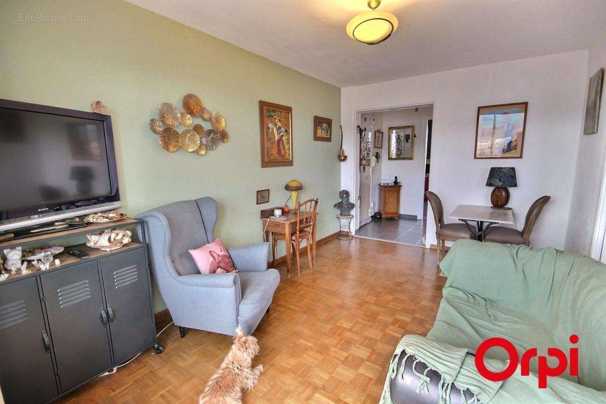Appartement à MARSEILLE-12E