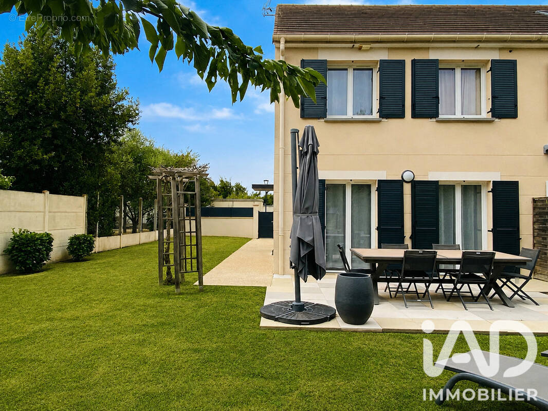 Photo 1 - Maison à SAINT-FARGEAU-PONTHIERRY