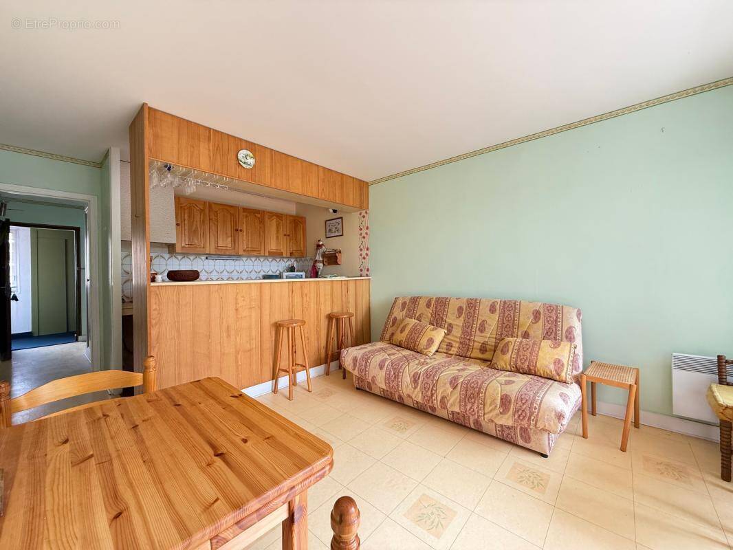 Appartement à VAUX-SUR-MER