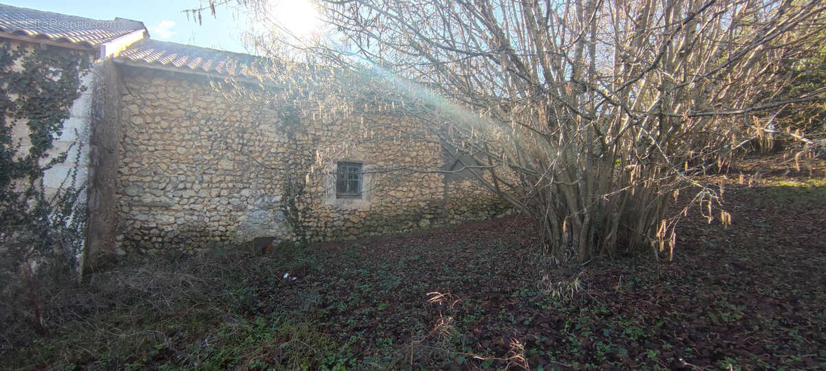 Autre à SAINT-LEON-SUR-L'ISLE