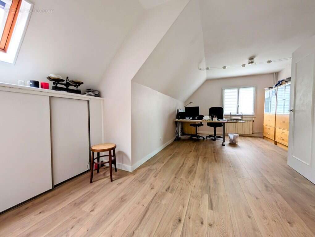 Maison à ARC-SUR-TILLE