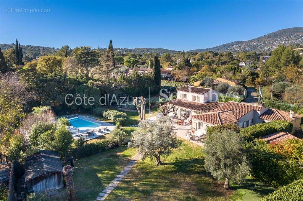 Maison à PEYMEINADE