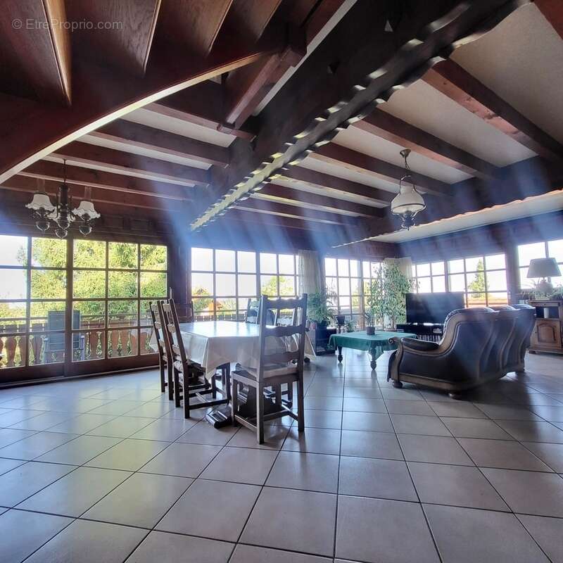 Maison à SAINT-PAUL-EN-CHABLAIS