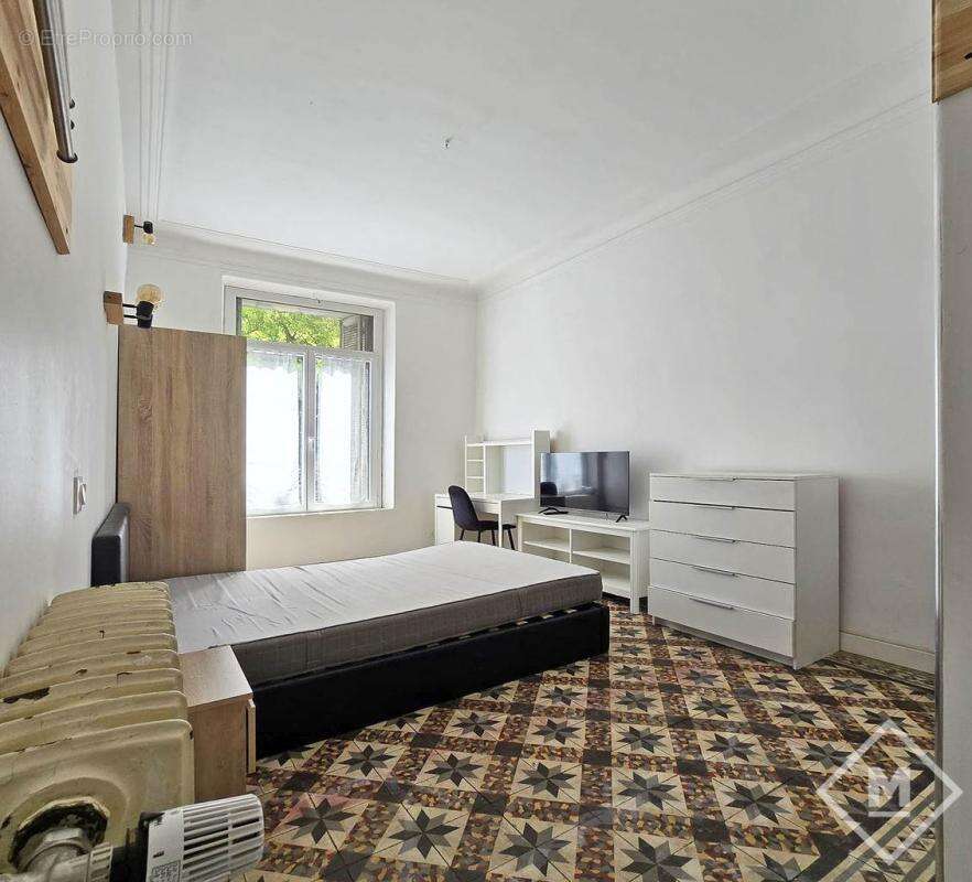 Appartement à MARSEILLE-6E