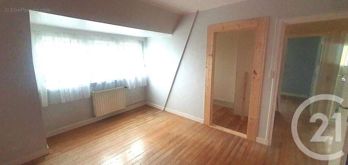 Maison à MARESQUEL-ECQUEMICOURT