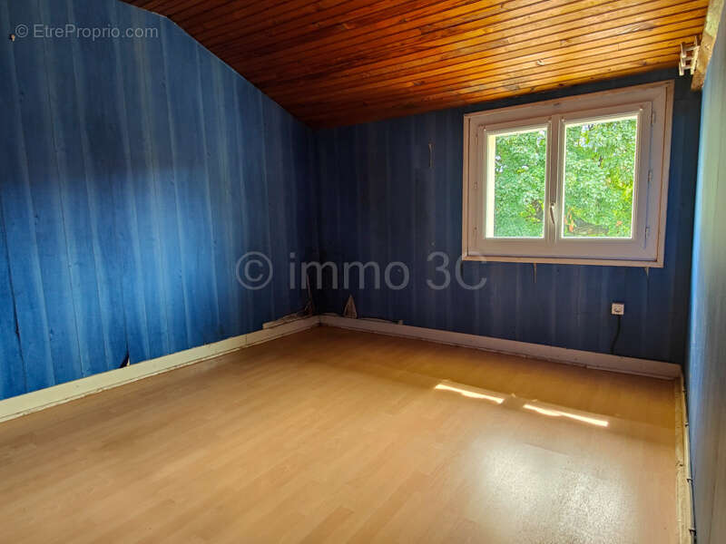 Maison à SAUZE-VAUSSAIS