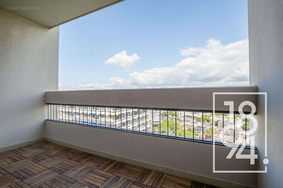 Appartement à MARSEILLE-9E