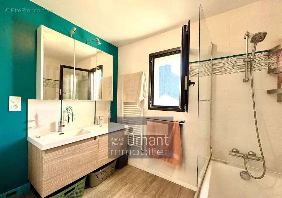 Maison à PLOUGOUMELEN