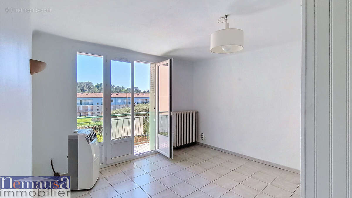 Appartement à NIMES