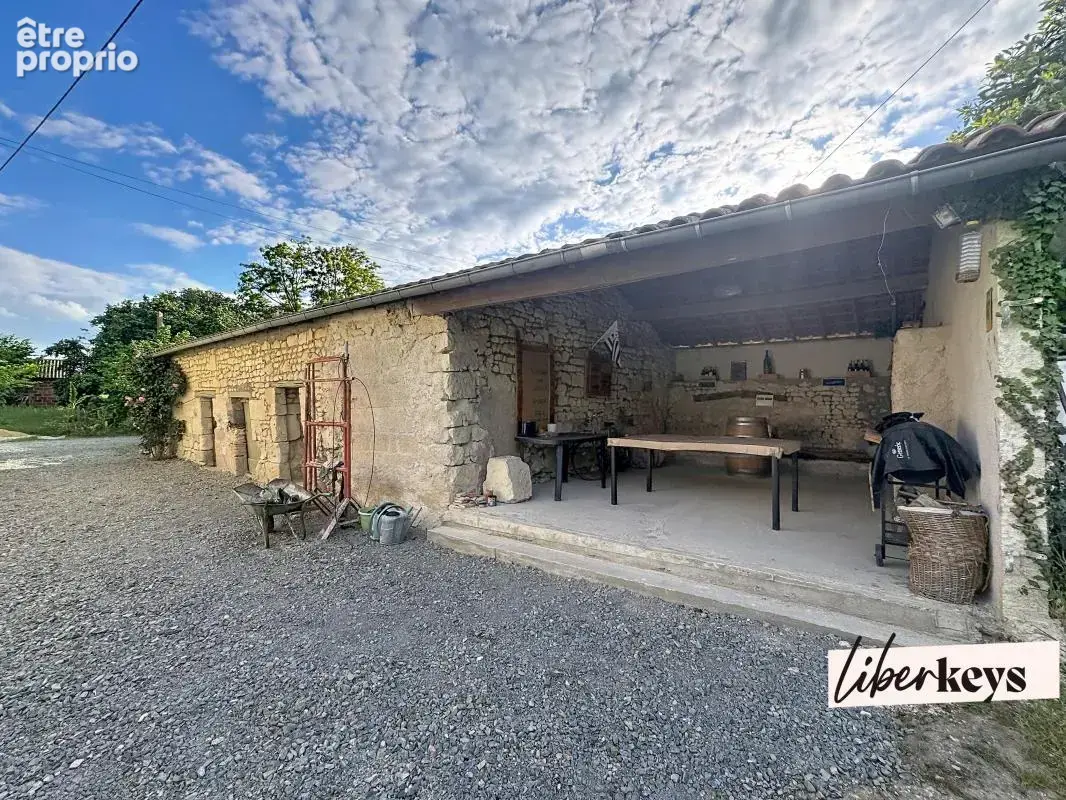 Belle opportunité, Longère totalement rénovée – 185 m² + dépendances – En campagne dans un cadre privilégié - photo 13