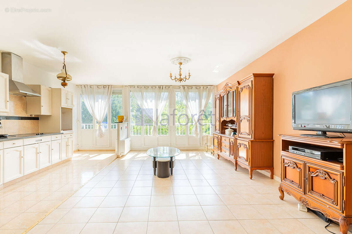 Appartement à LONGJUMEAU