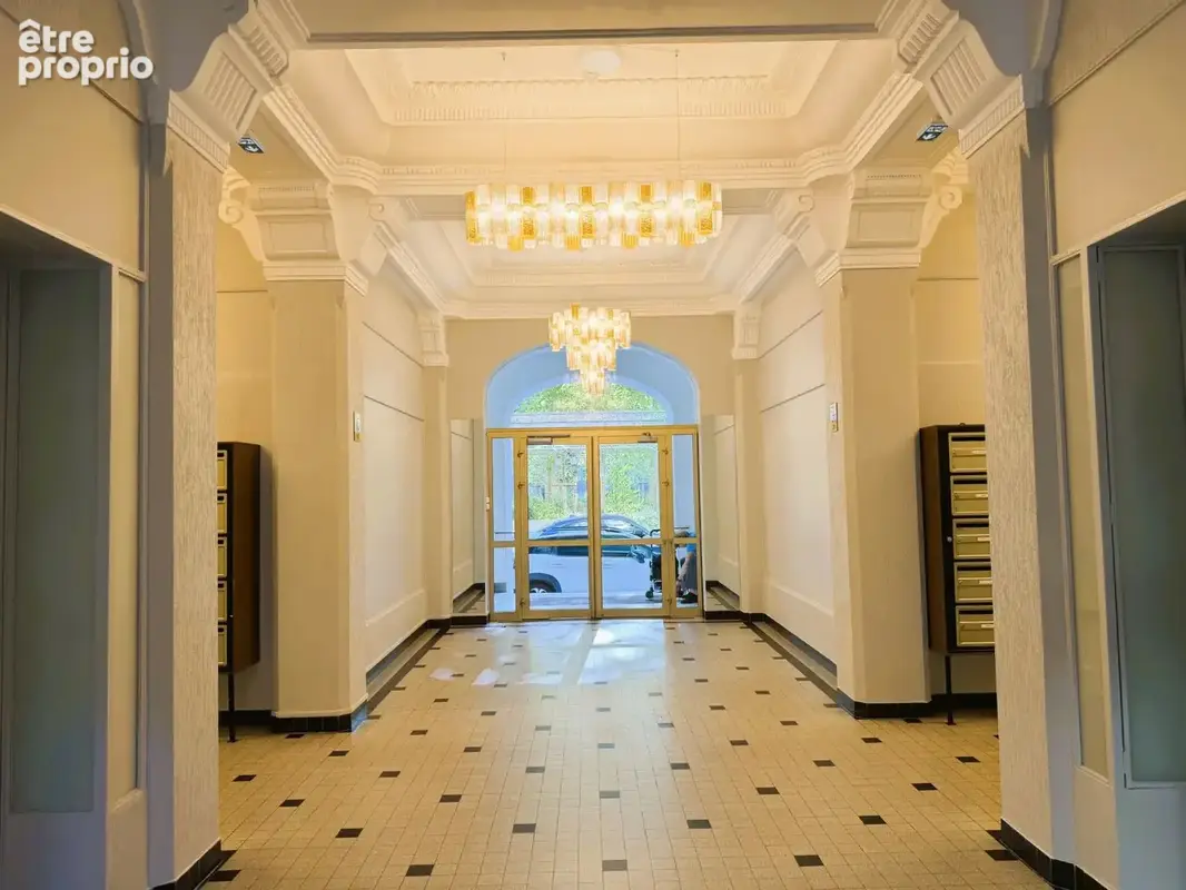 APPARTEMENT T3 traversant 92 m2 face aux parcs - photo 14