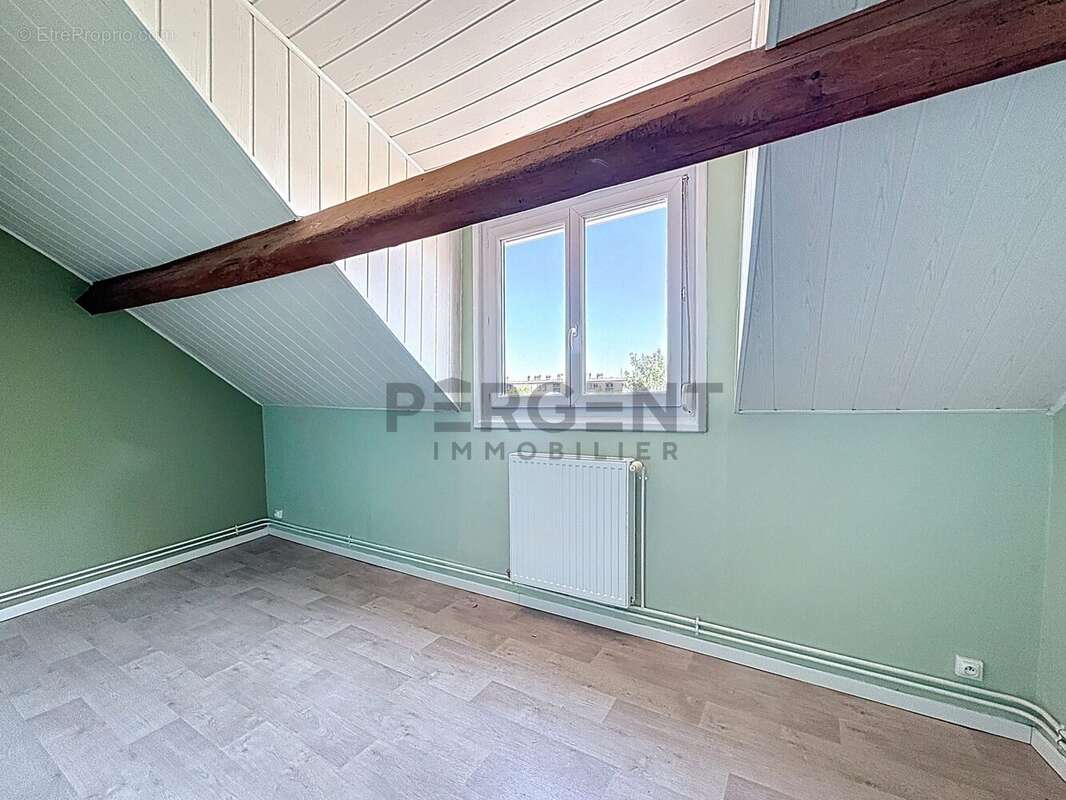 Maison à CHARLEVILLE-MEZIERES