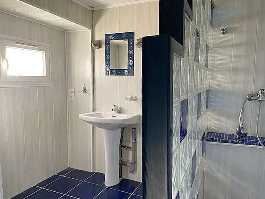 Maison à rénover avec beau potentiel - 105 m² - Proche La Rochelle - photo 7