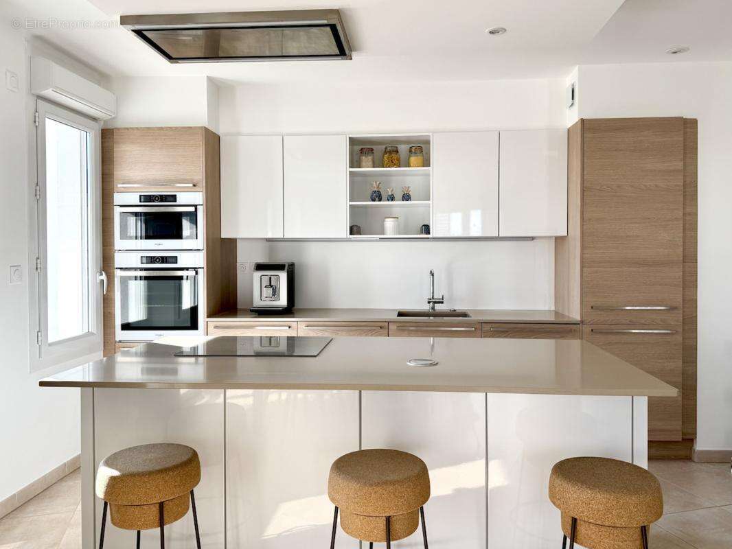Appartement à MARSEILLE-15E