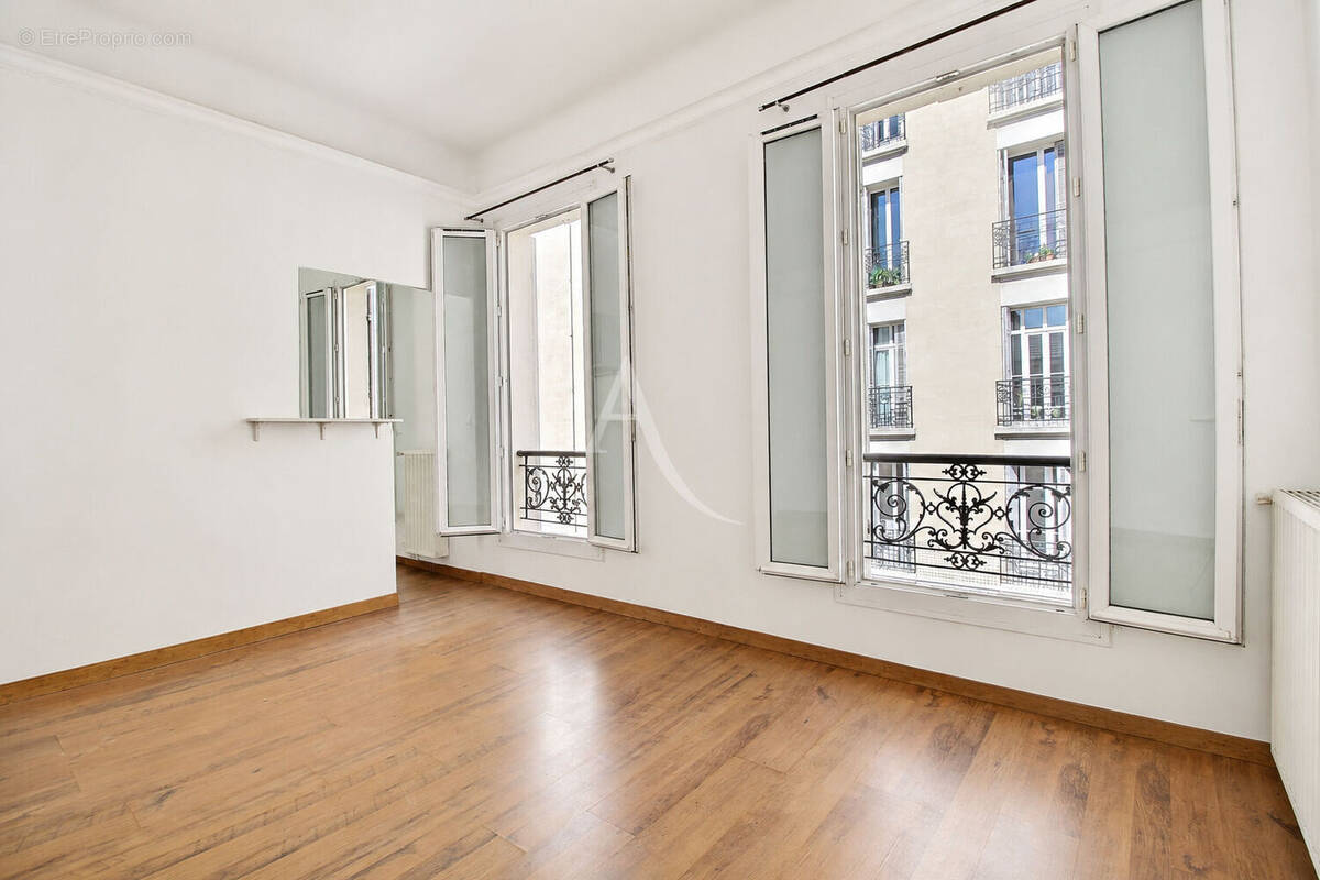 Appartement à MARSEILLE-5E