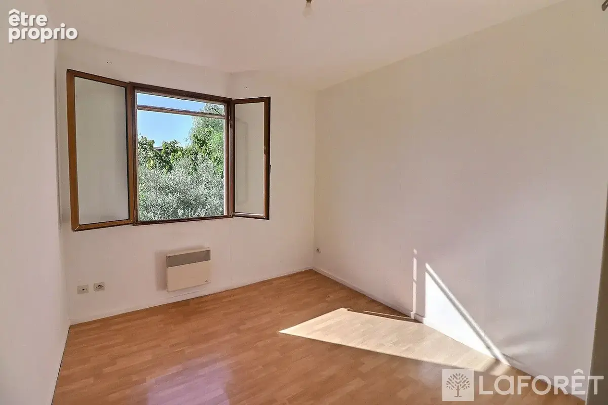 HYERES Maison avec jardin - photo 7