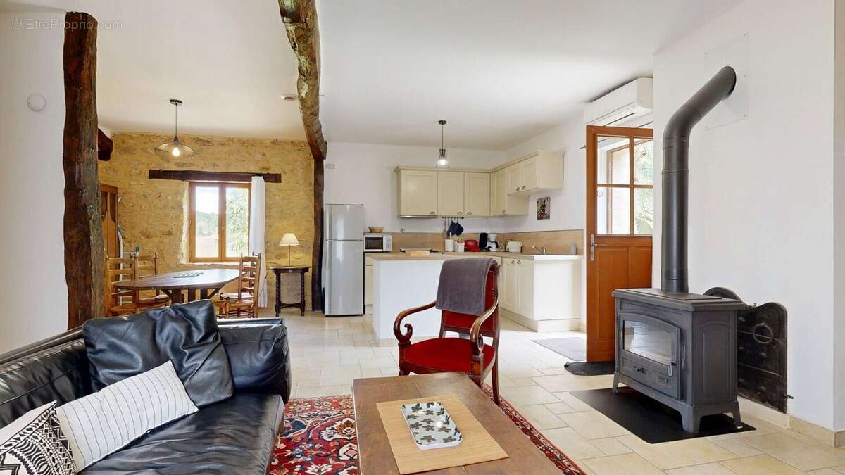 GiteLeBois04022026155727 - Maison à VITRAC