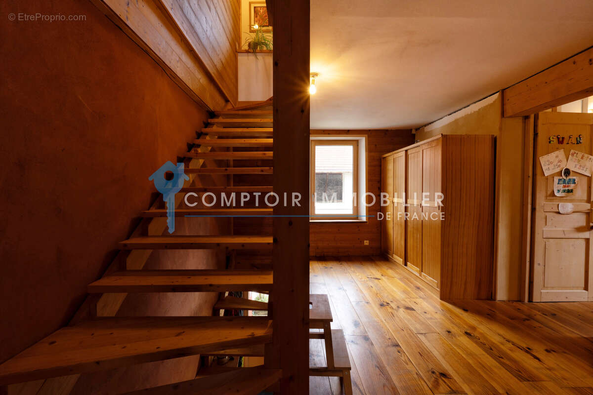Maison à VAULNAVEYS-LE-HAUT