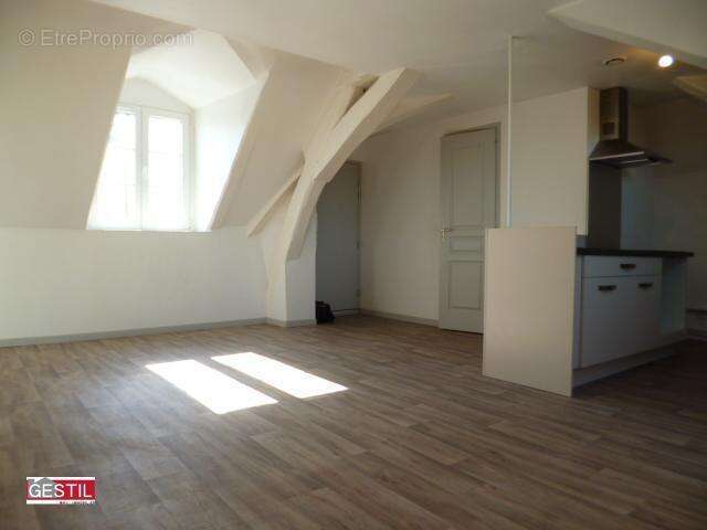 Appartement à SAINT-OUEN-L'AUMONE