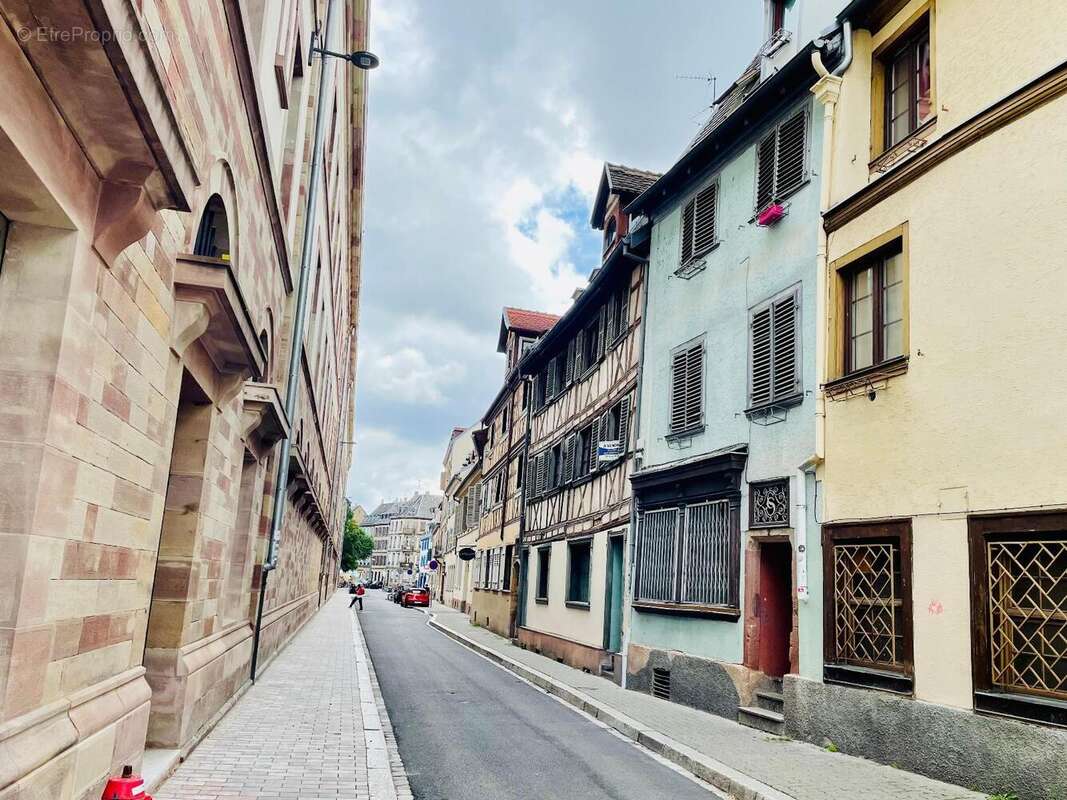   - Appartement à STRASBOURG